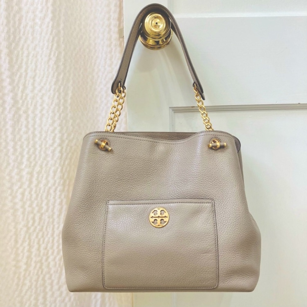 Tory Burch Chelsea Slouchy Tote